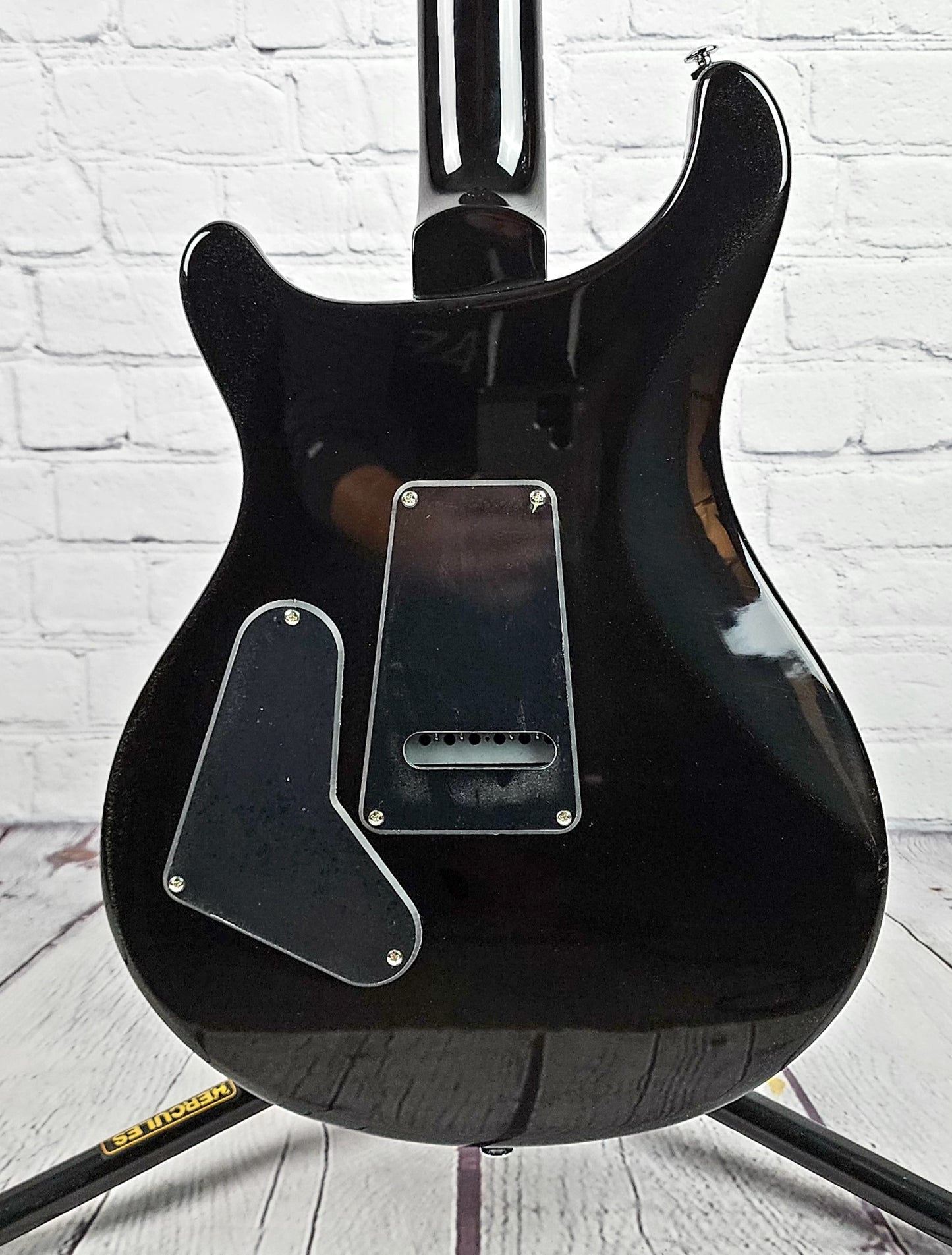 Paul Reed Smith PRS SE Custom 24 Electric Guitar Black Gold