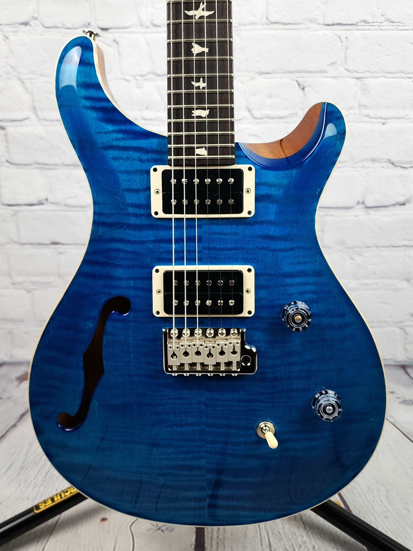 Paul Reed Smith PRS CE24 Semi-Hollow Electric Guitar Blue Matteo