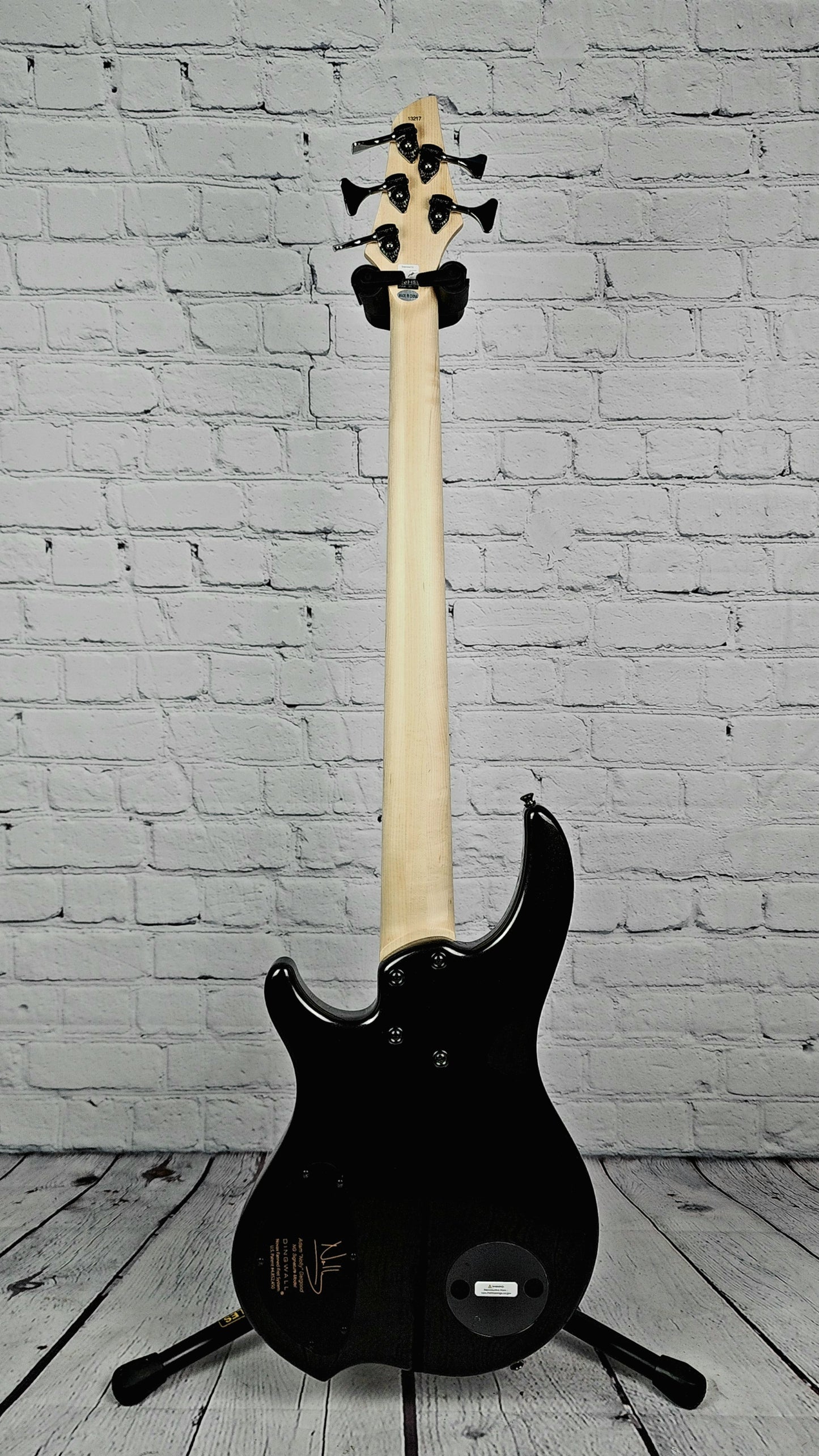 Dingwall NG3 Nolly 5 String Nolly Bass Guitar Gloss Black