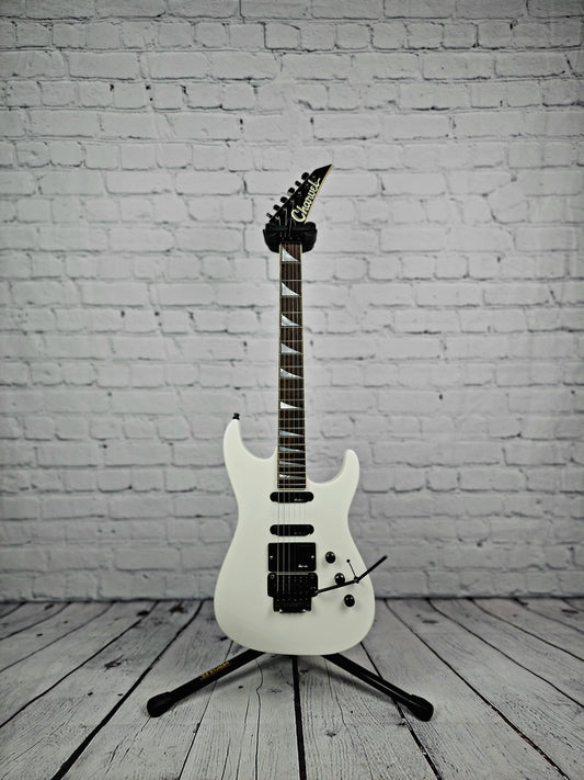 USED Charvel 475 Deluxe 1990 Electric Guitar Polar White Toothpaste Logo