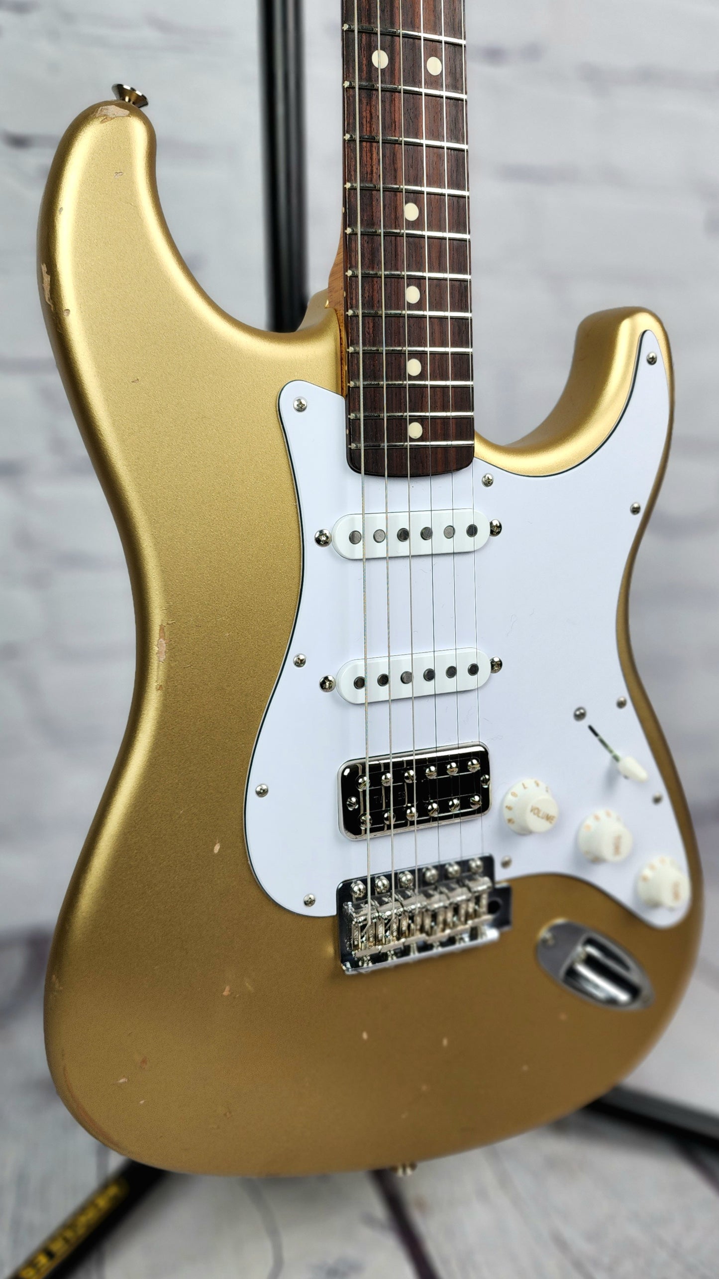 LSL Instruments Saticoy One B Shawn Tubbs Special Satin Nitro Gold