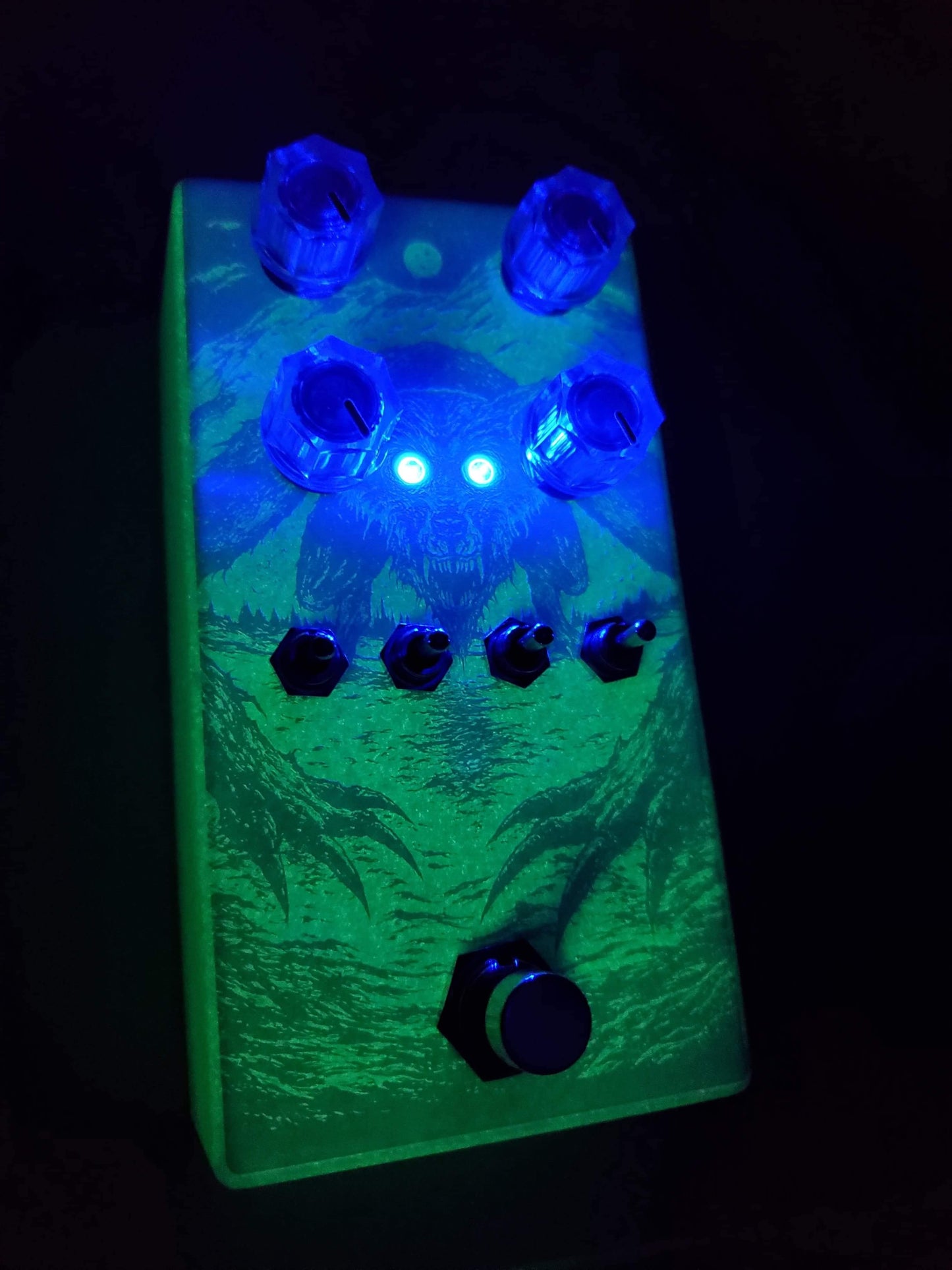 Highwind Direwolf Overdrive OD Pedal White - Guitar Brando